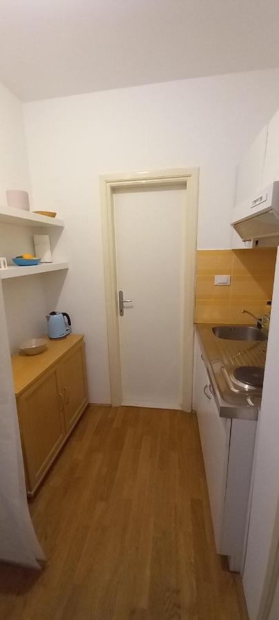 Apartment Zsa Zsa Zenta 1 Split Exteriör bild
